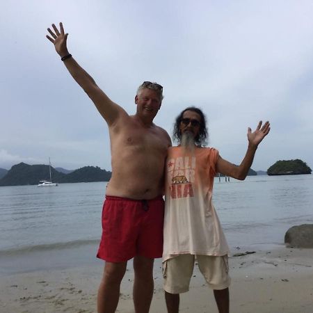 ホテル ワイルド パシル パンジャン Pulau Tuba エクステリア 写真